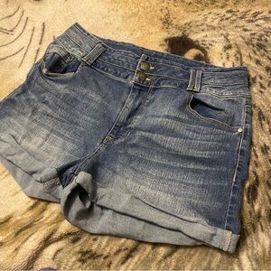 Jean shorts (INV# 43)